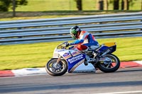 brands-hatch-photographs;brands-no-limits-trackday;cadwell-trackday-photographs;enduro-digital-images;event-digital-images;eventdigitalimages;no-limits-trackdays;peter-wileman-photography;racing-digital-images;trackday-digital-images;trackday-photos